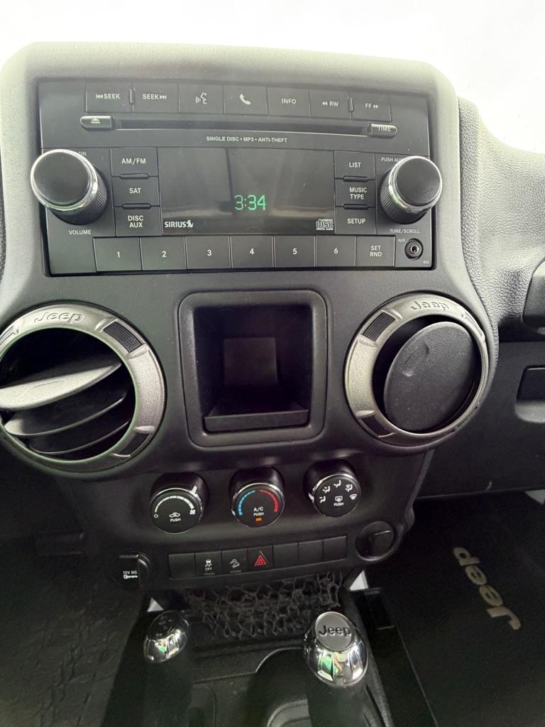 Jeep Wrangler 4WD 2dr Sport 2015