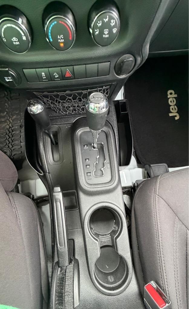 Jeep Wrangler 4WD 2dr Sport 2015