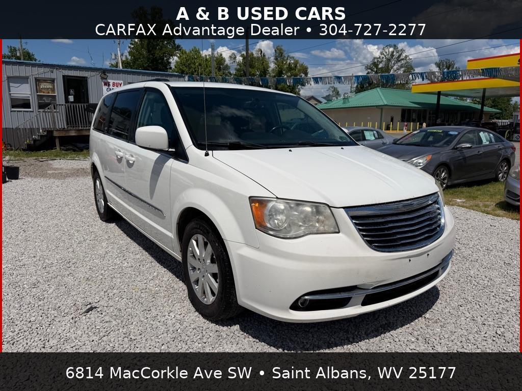 Chrysler Town & Country 4dr Wgn Touring 2013