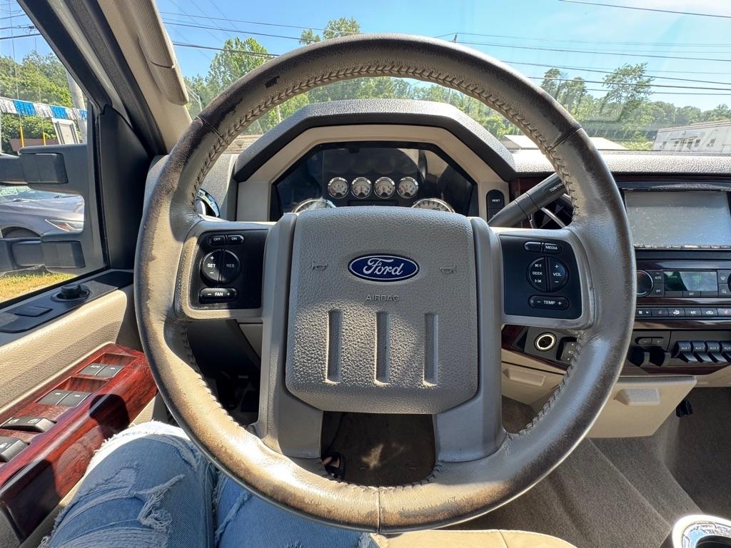 Ford Super Duty F-350 DRW 2WD Crew Cab 172" King Ranch 2008