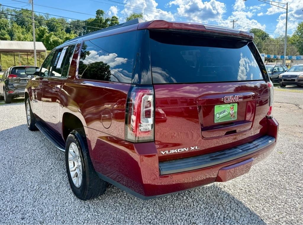 GMC Yukon XL 4WD 4dr SLT 2017