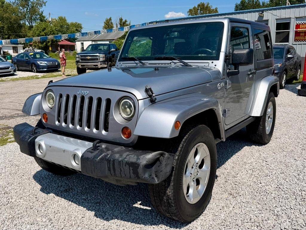 Jeep Wrangler 4WD 2dr Sahara 2013