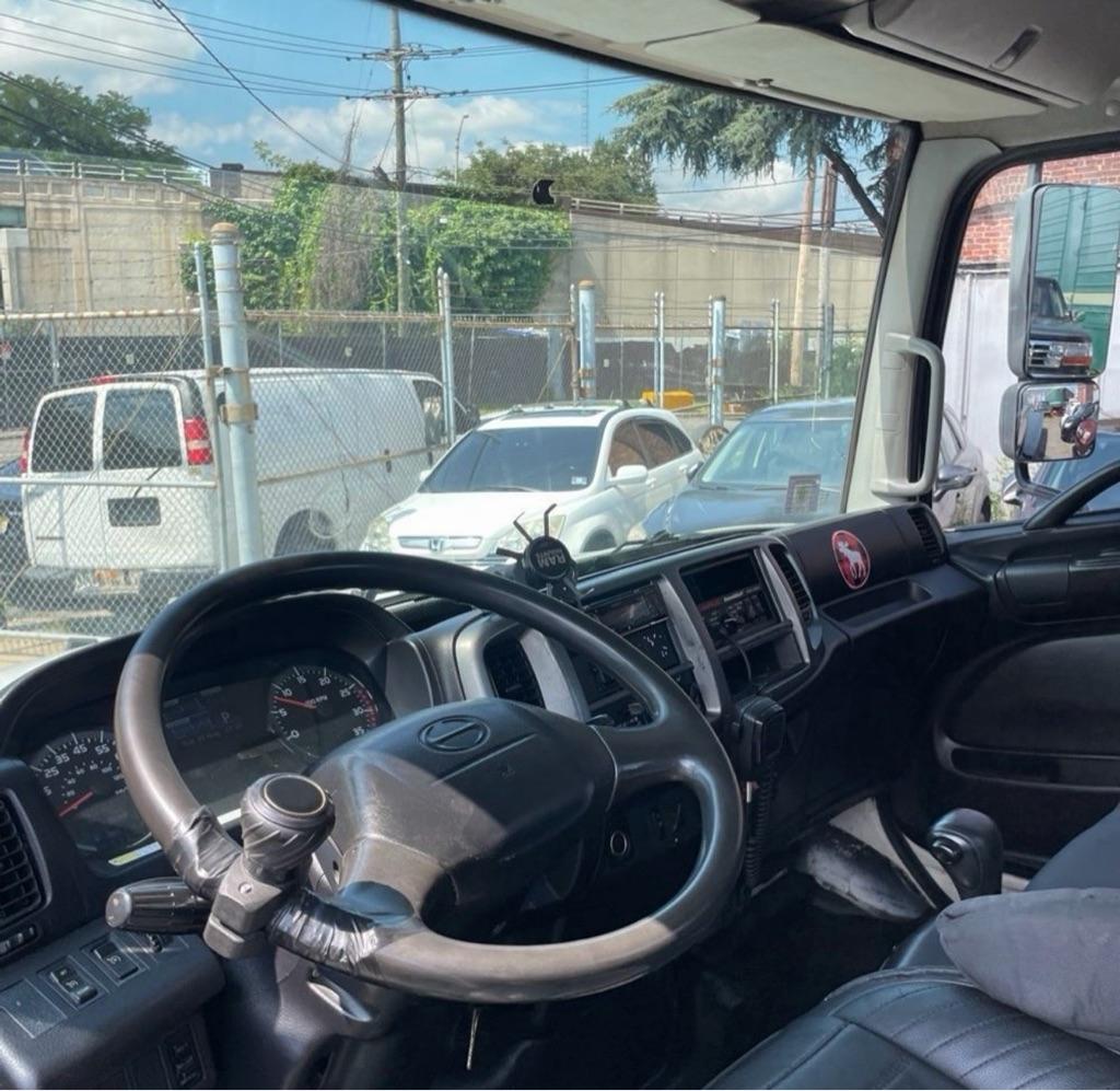 Hino 258/268  2015