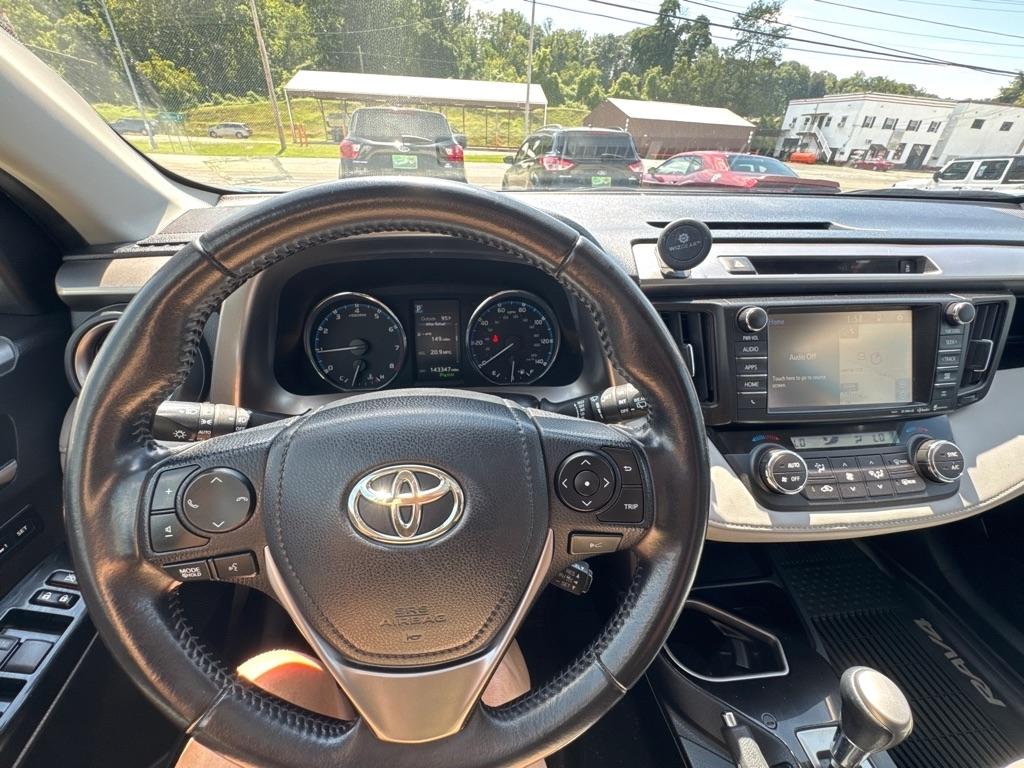 Toyota RAV4 AWD 4dr Limited (Natl) 2016