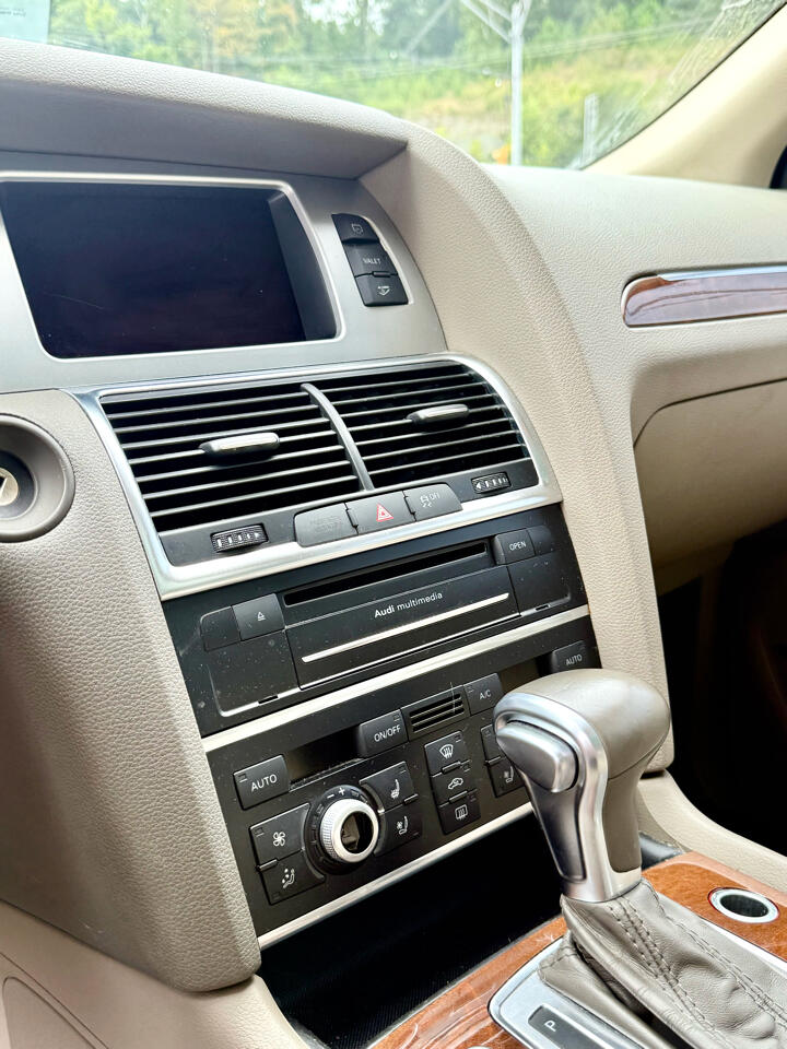 Audi Q7 TDI quattro Premium 2013