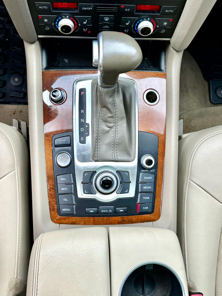 Audi Q7 TDI quattro Premium 2013