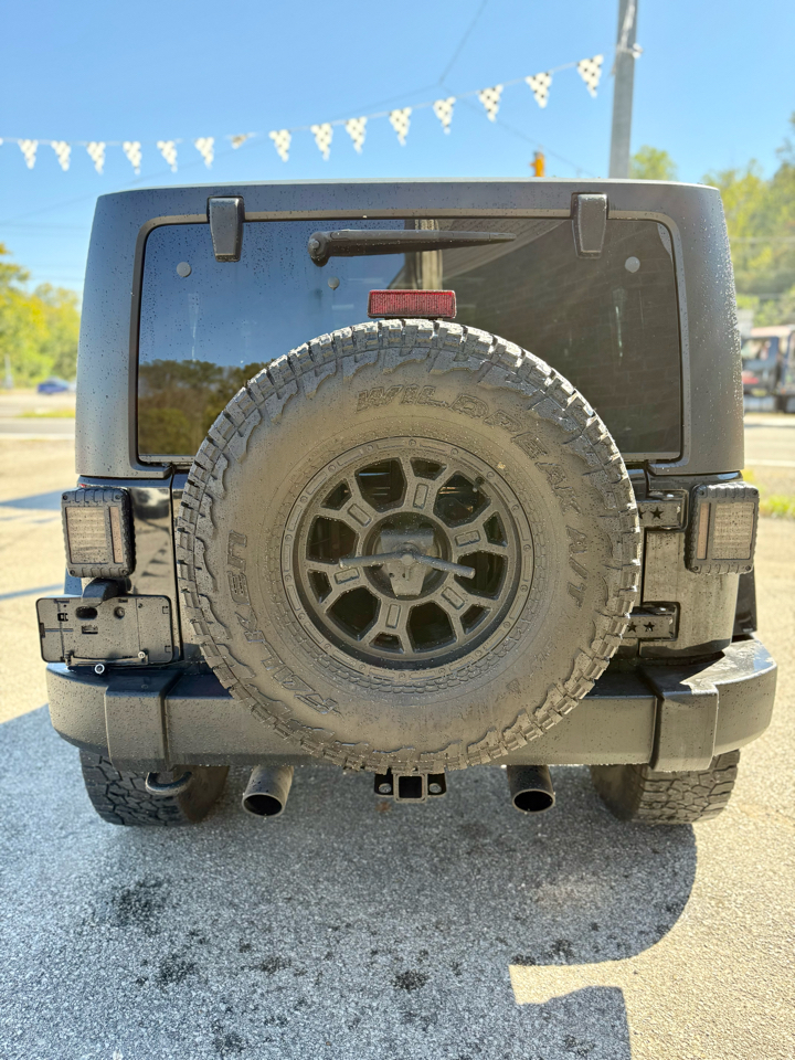 Jeep Wrangler Sport 4WD 2013
