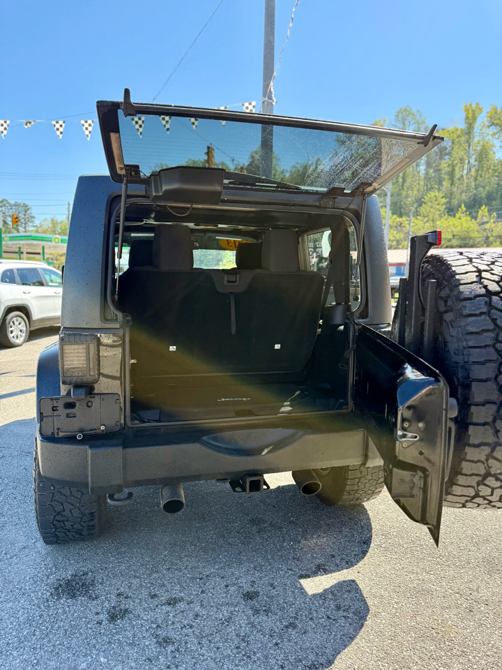 Jeep Wrangler Sport 4WD 2013