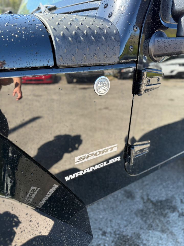 Jeep Wrangler Sport 4WD 2013