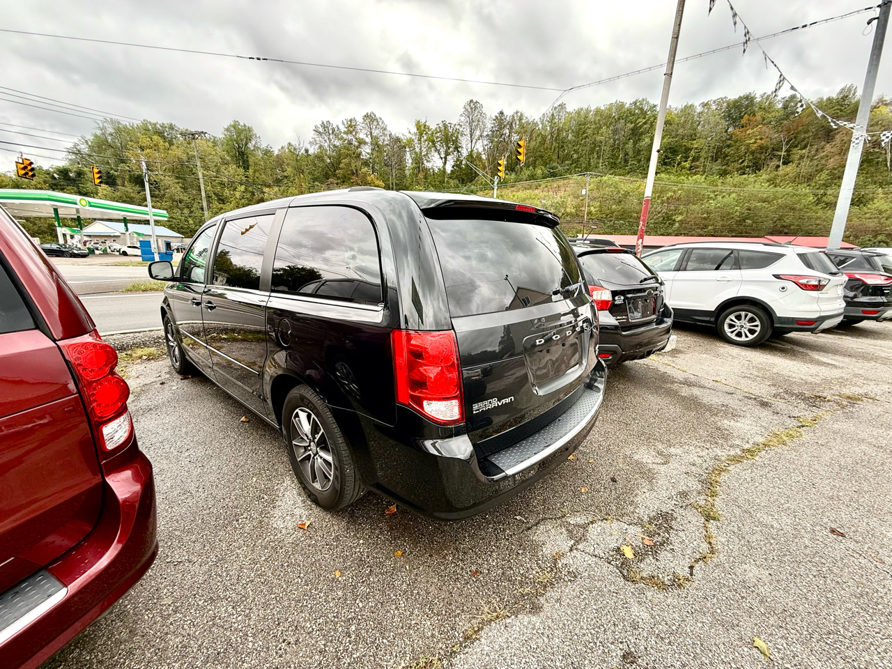 Dodge Grand Caravan SXT 2017