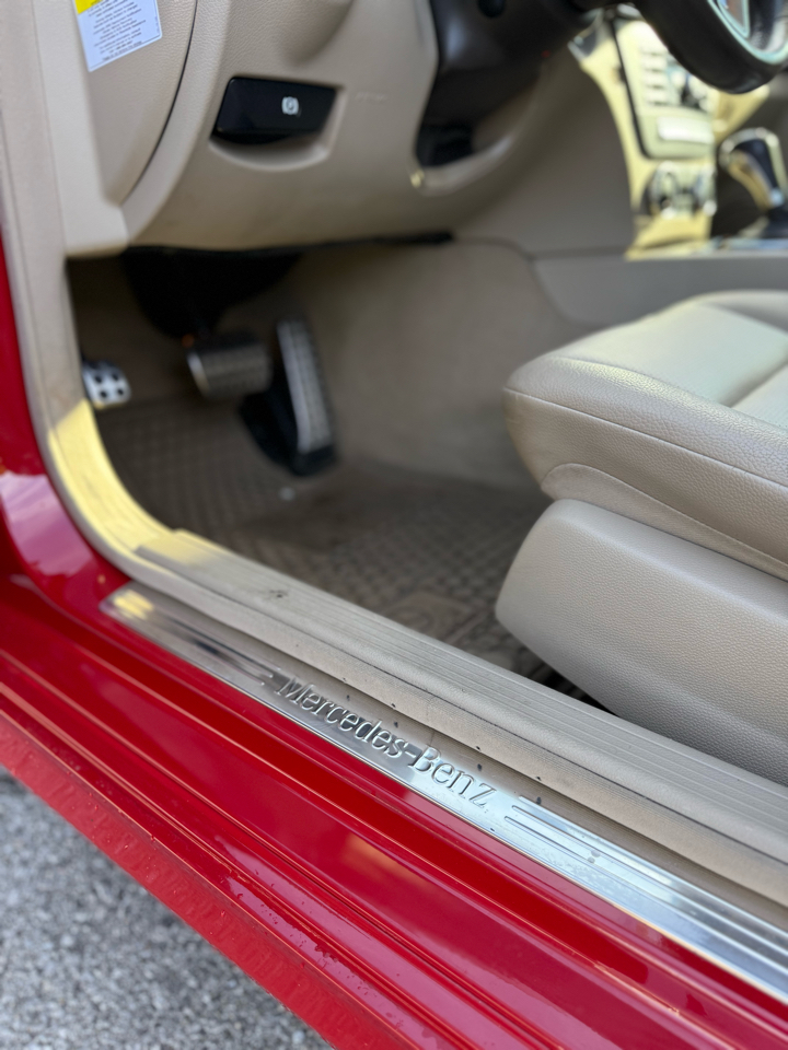 Mercedes-Benz C-Class C300 4MATIC Sport Sedan 2013