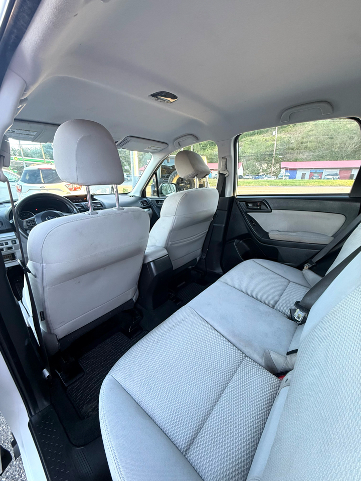Subaru Forester 2.5i 2014