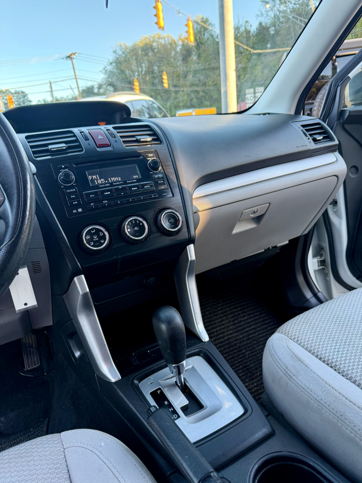Subaru Forester 2.5i 2014