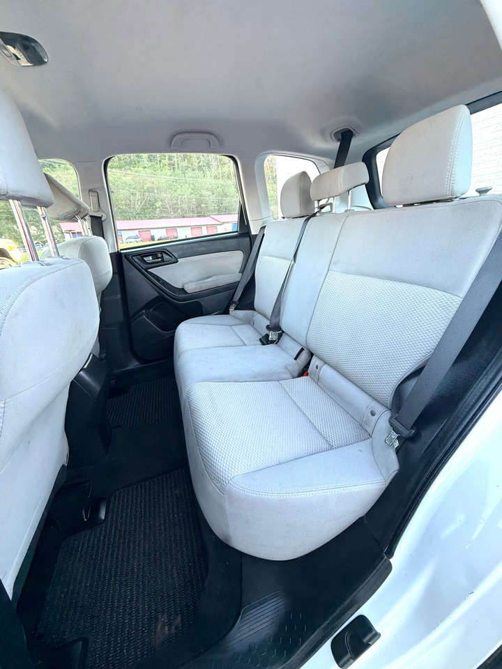 Subaru Forester 2.5i 2014