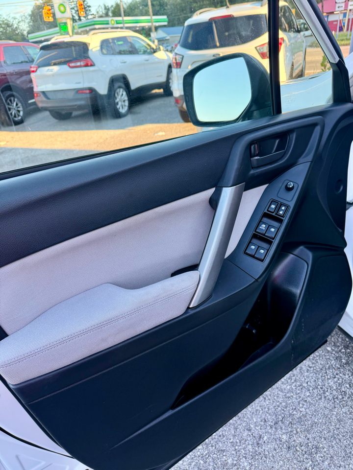 Subaru Forester 2.5i 2014