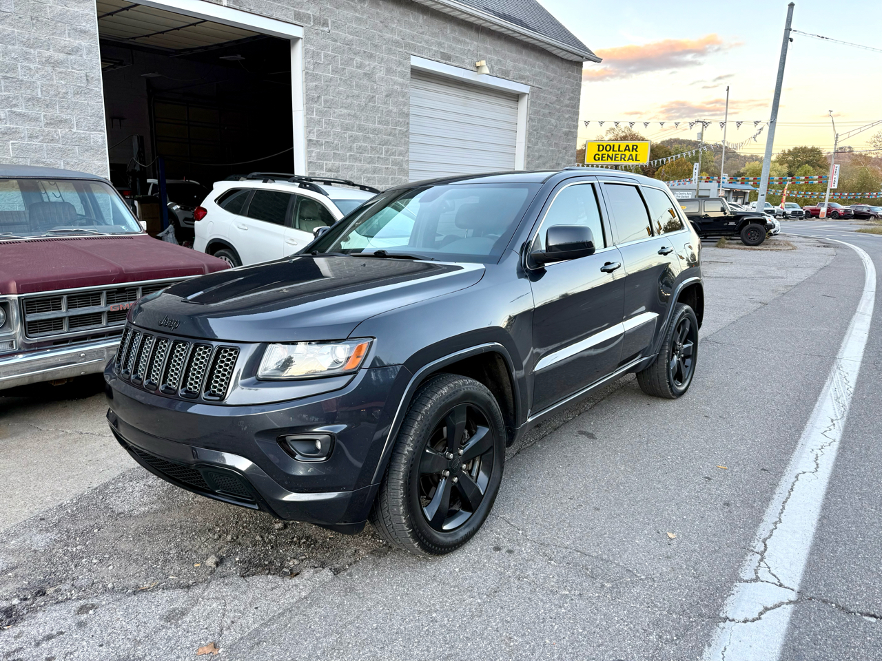 Jeep Grand Cherokee Laredo 4WD 2015