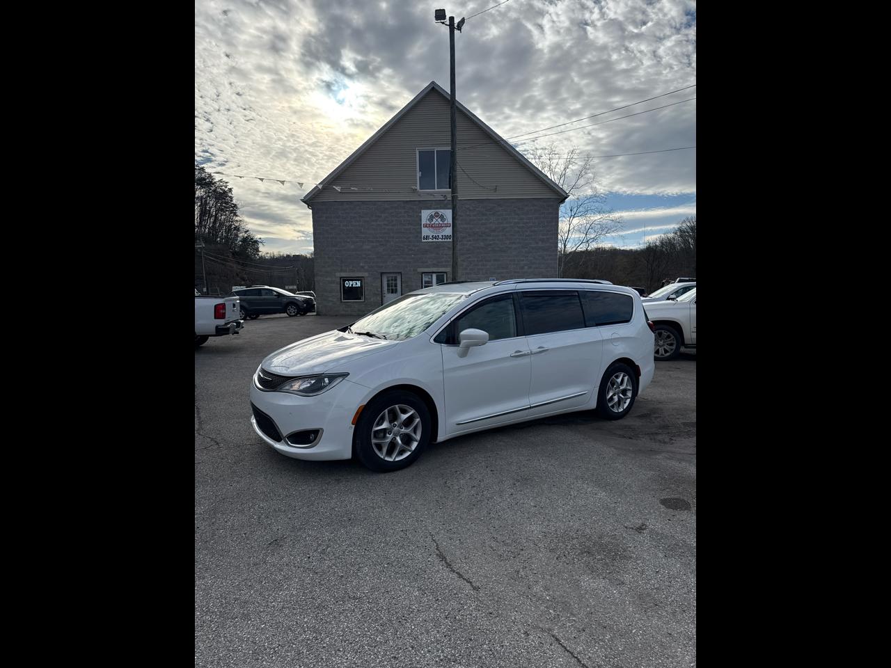 2018 Chrysler Pacifica Touring-L Plus