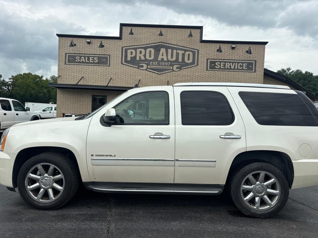 2009 GMC Yukon Denali 4WD