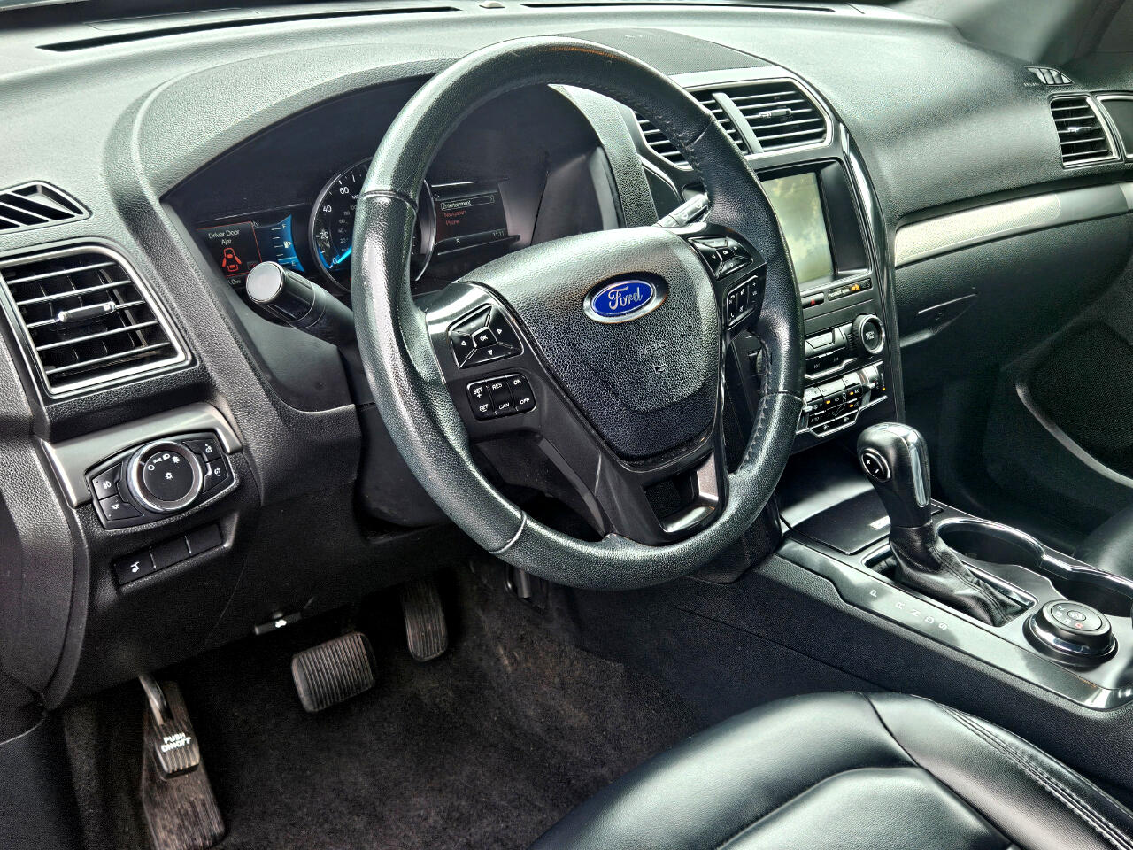 Ford Explorer XLT 4WD 2019