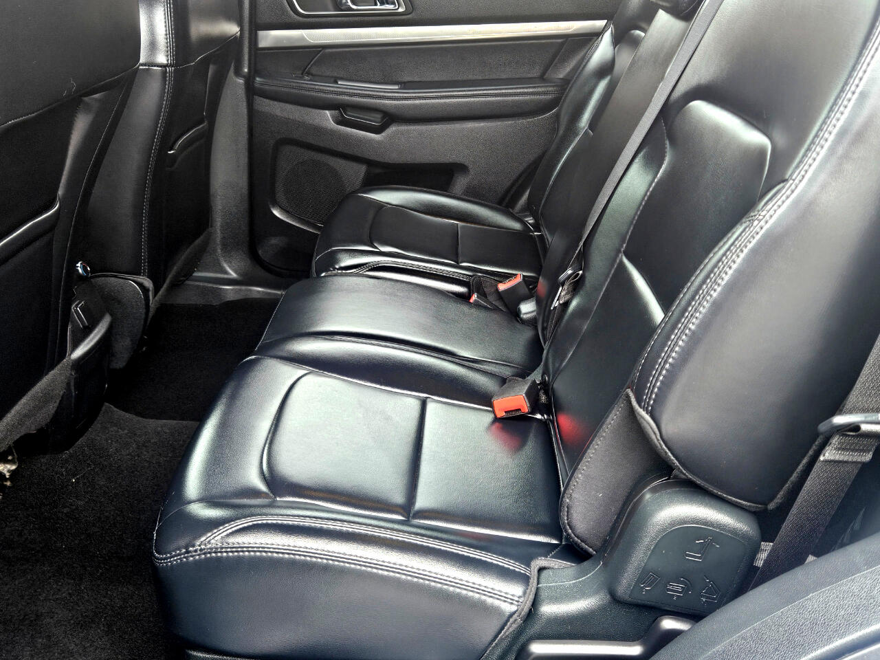 Ford Explorer XLT 4WD 2019
