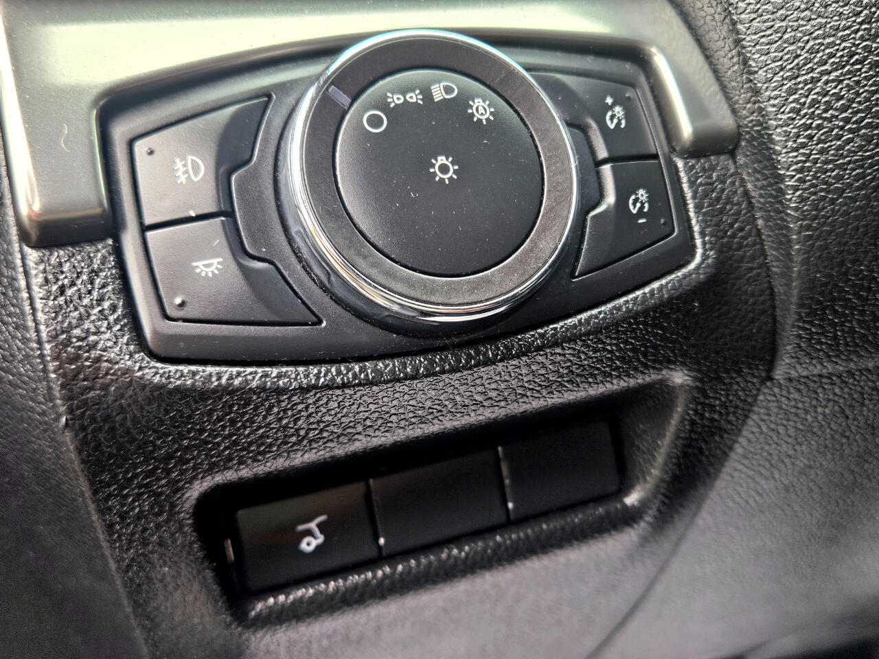 Ford Explorer XLT 4WD 2019