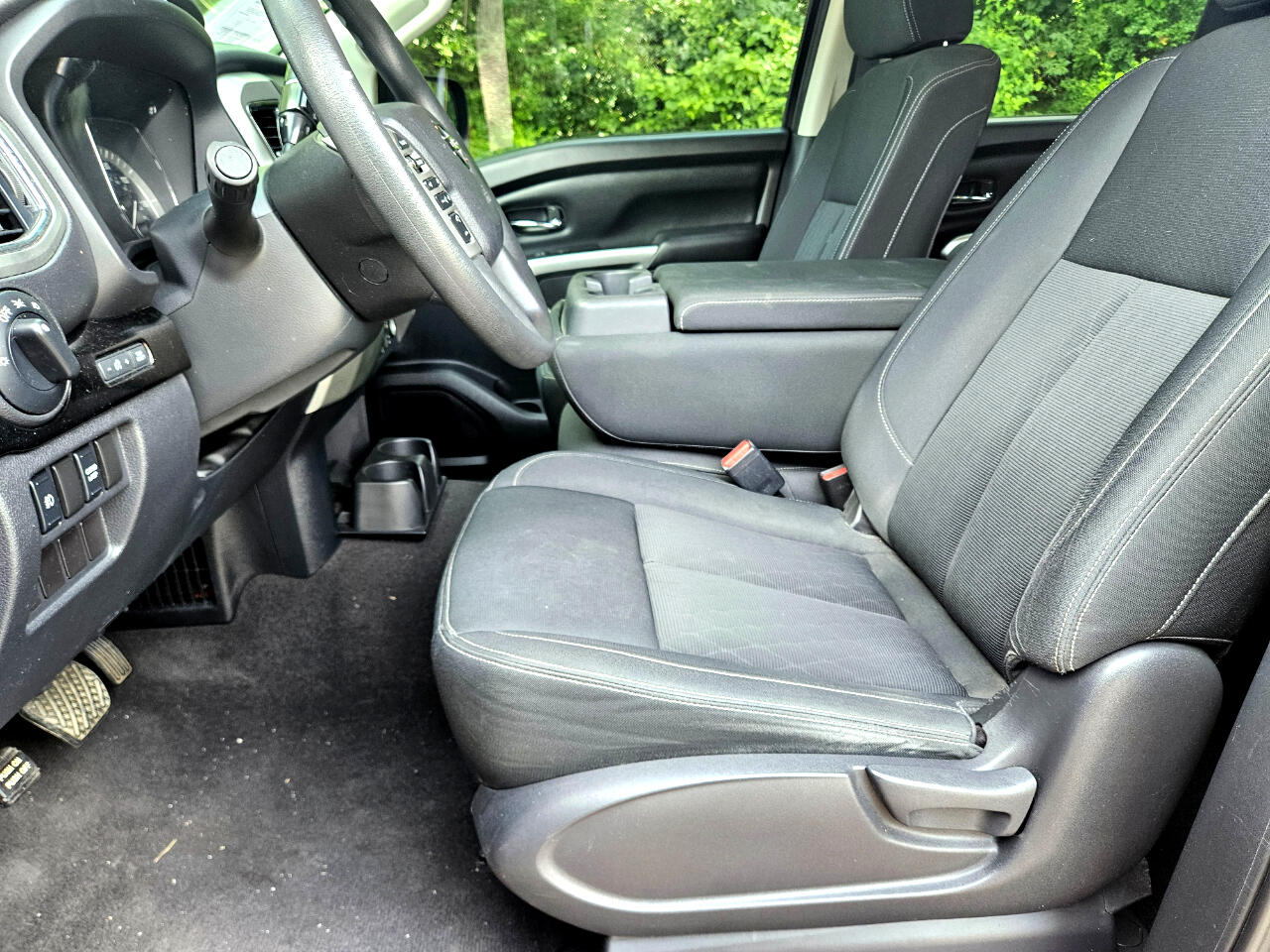 Nissan Titan S Crew Cab 2WD 2017