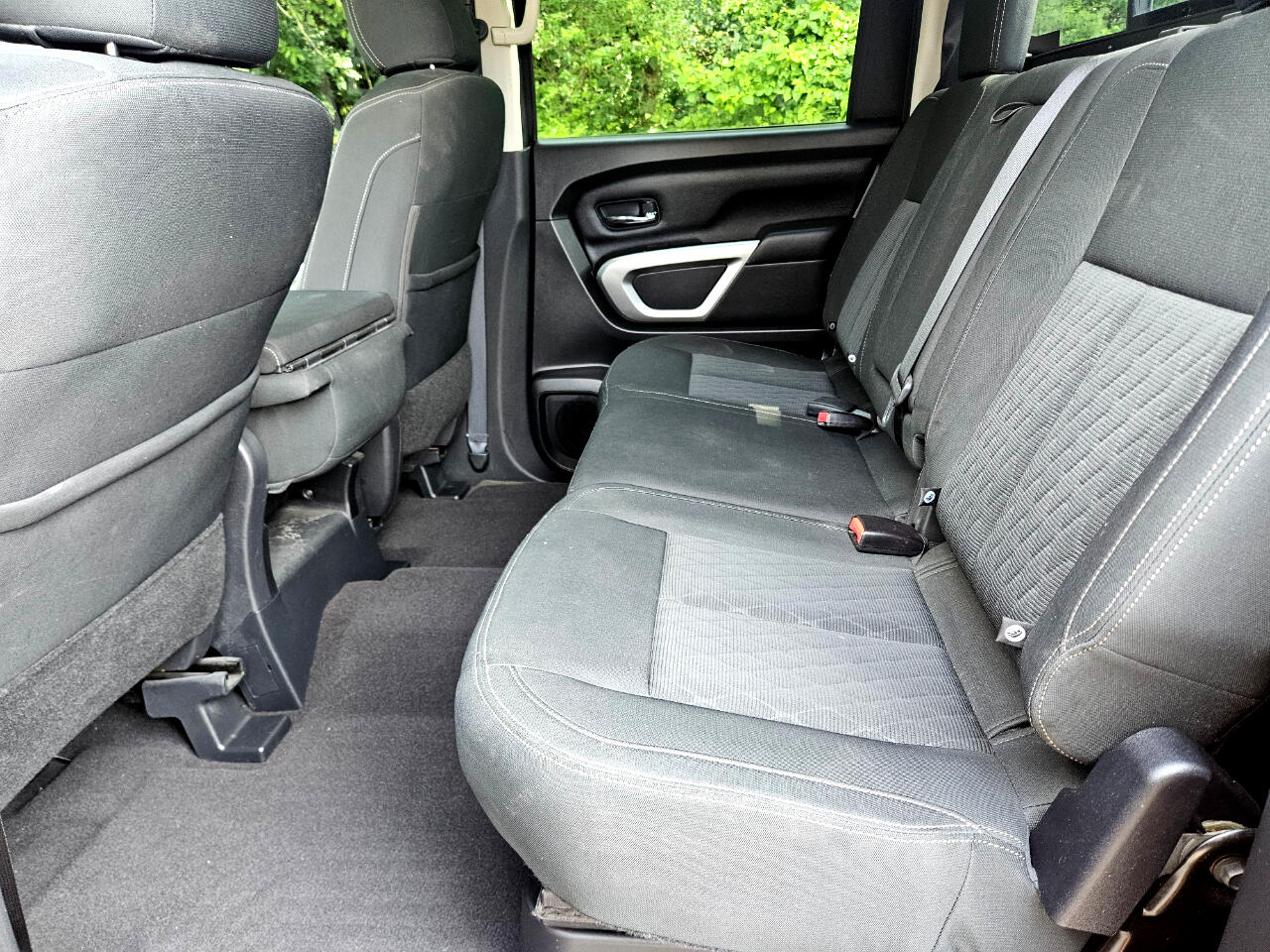 Nissan Titan S Crew Cab 2WD 2017