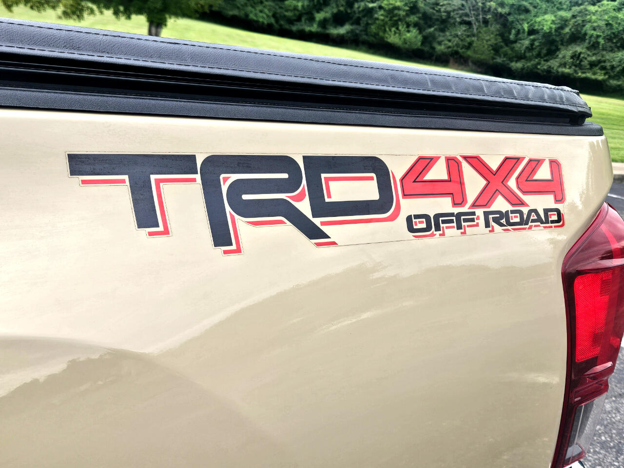 Toyota Tacoma SR5 Double Cab Long Bed V6 6AT 4WD 2019