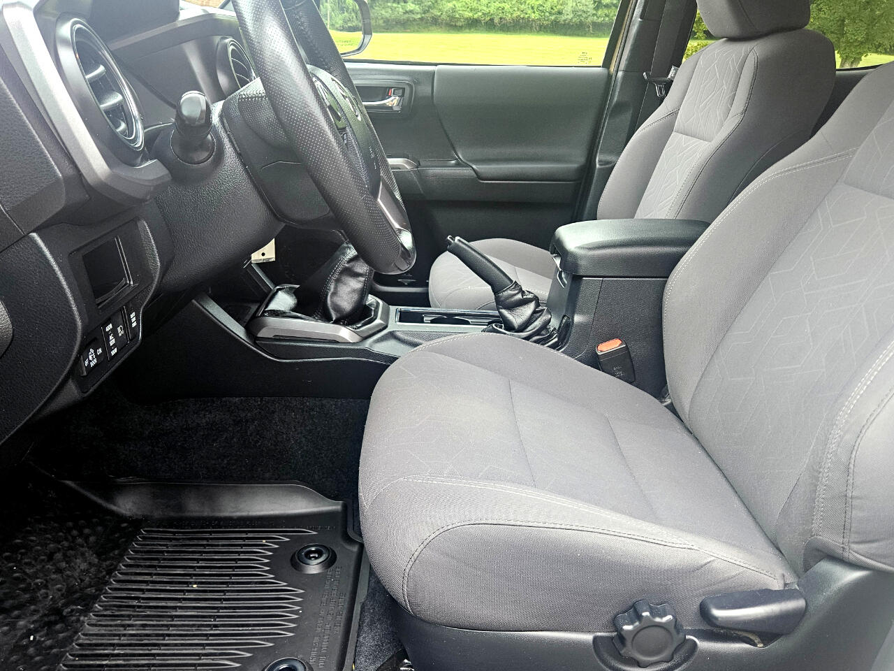 Toyota Tacoma SR5 Double Cab Long Bed V6 6AT 4WD 2019
