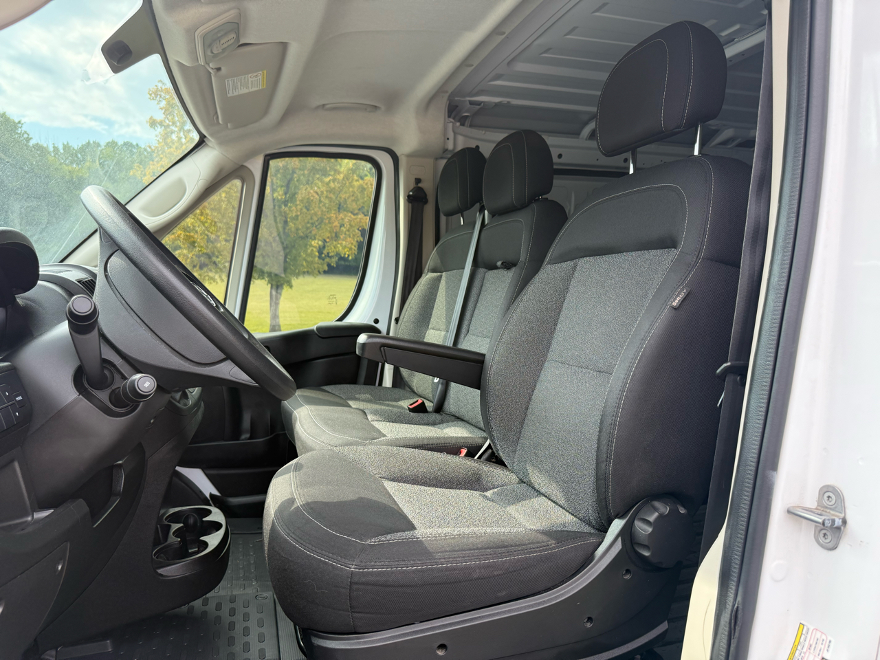 RAM Promaster 1500 Low Roof Tradesman 136-in. WB 2018