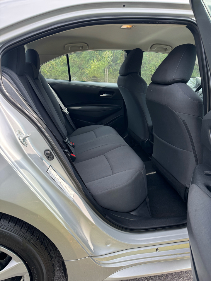 Toyota Corolla LE 2021