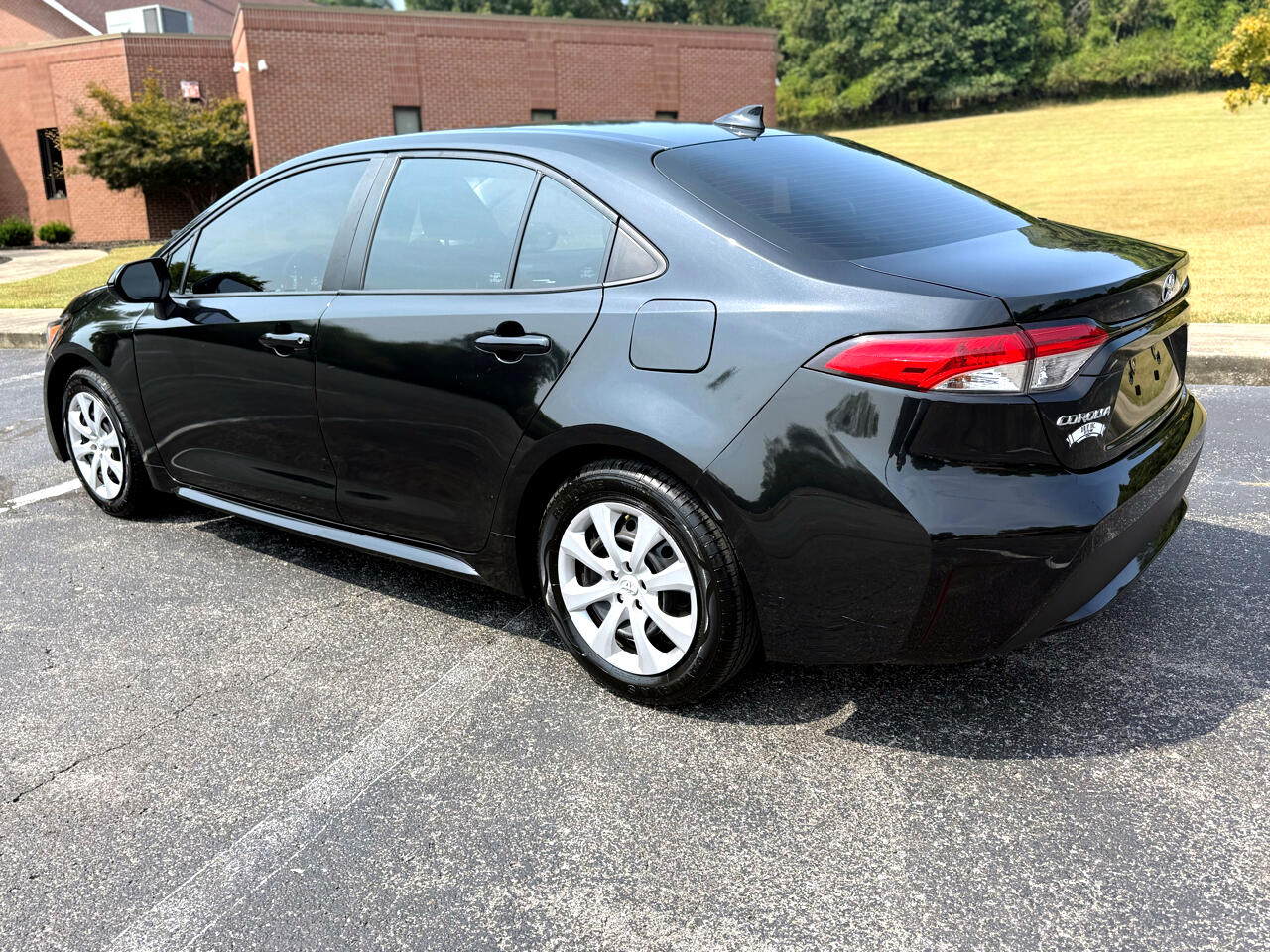 Toyota Corolla LE 2021