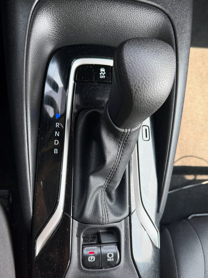Toyota Corolla LE 2021