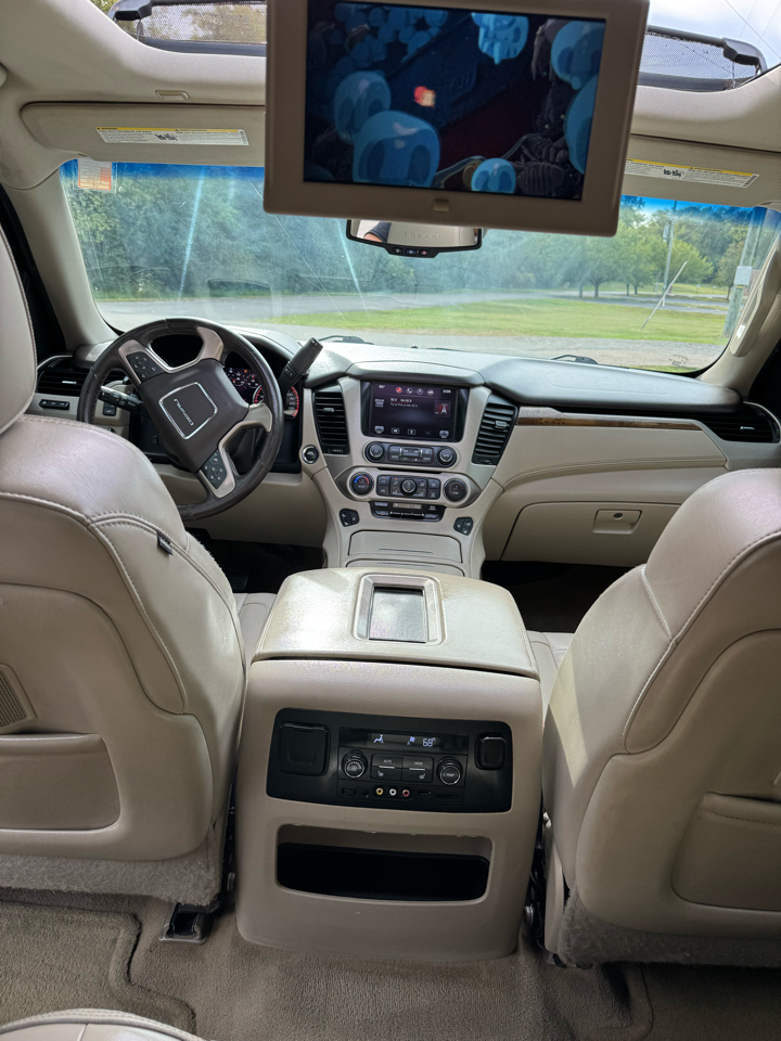 GMC Yukon Denali XL 4WD 2015