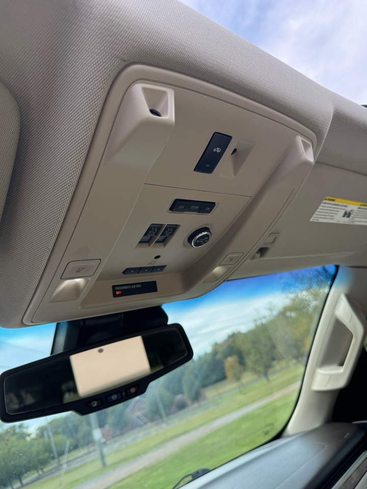 GMC Yukon Denali XL 4WD 2015