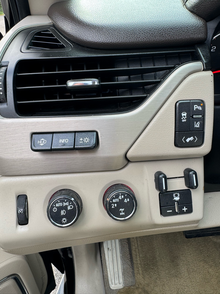 GMC Yukon Denali XL 4WD 2015