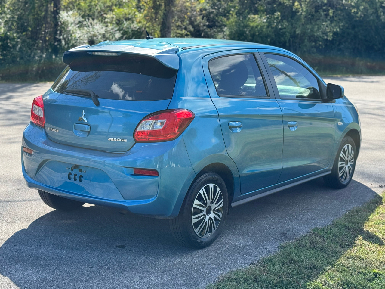 Mitsubishi Mirage ES 5M 2017