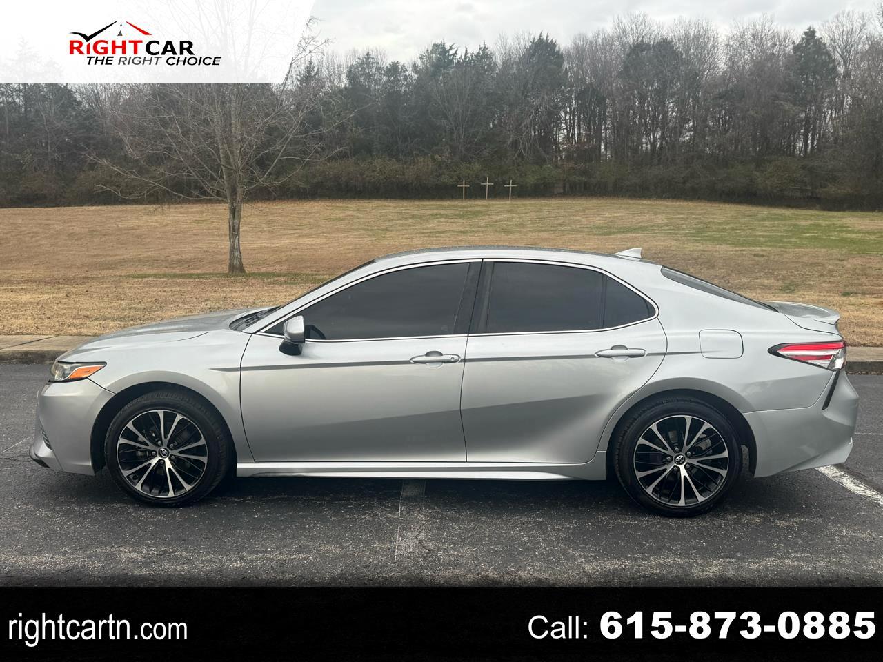 2020 Toyota Camry SE