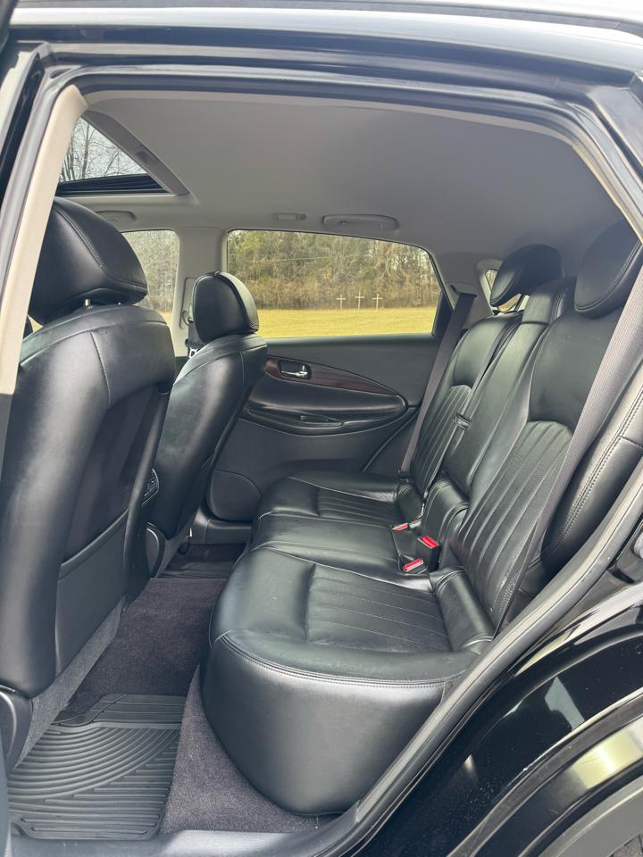 Infiniti QX50 Base AWD 2017