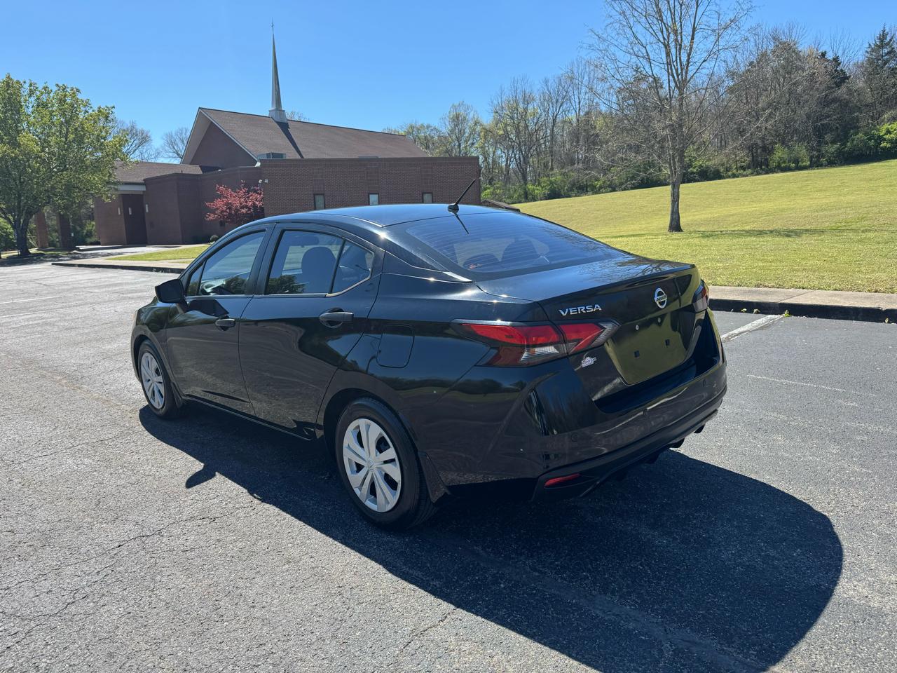 Nissan Versa S CVT 2020