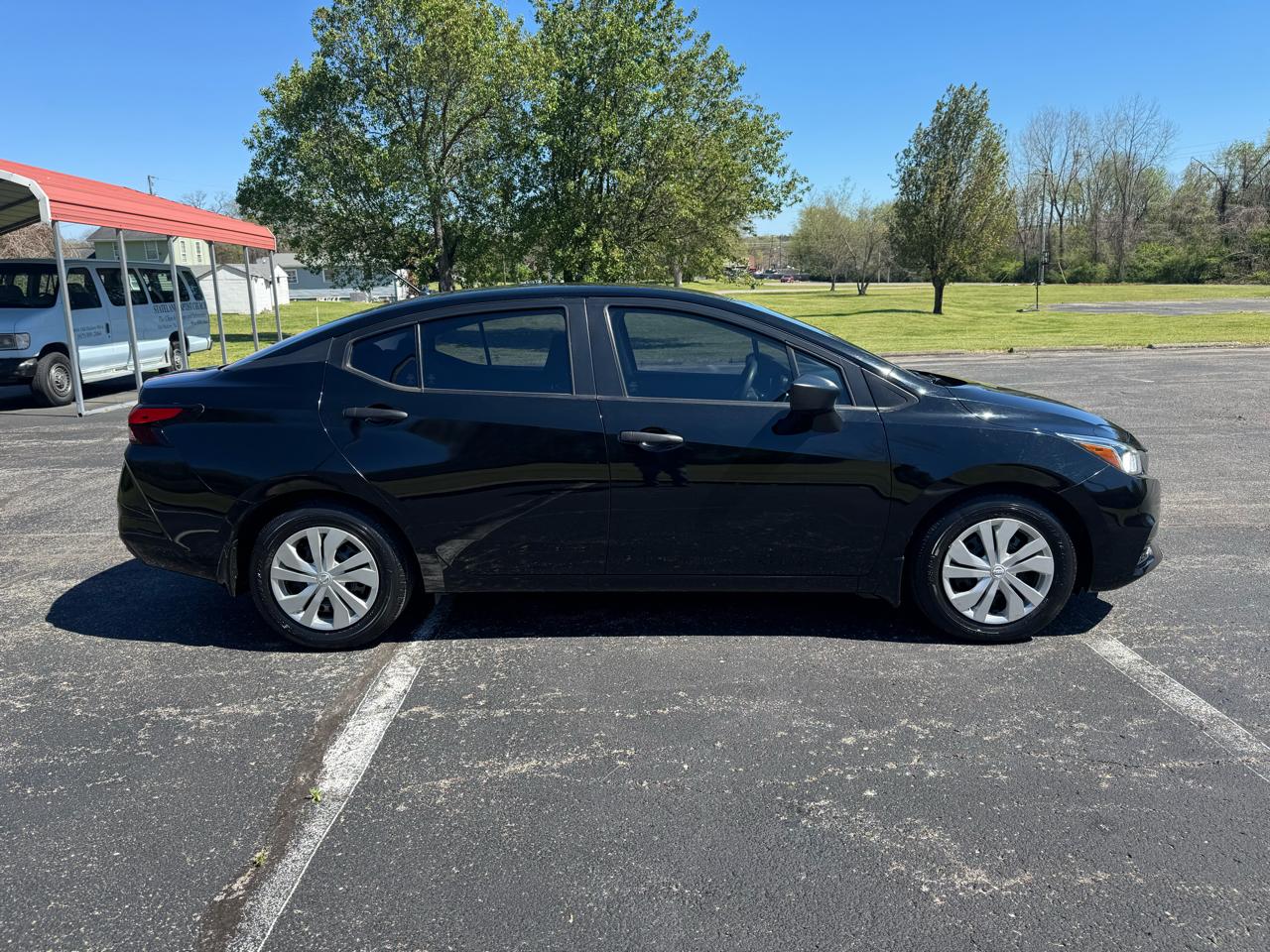 Nissan Versa S CVT 2020