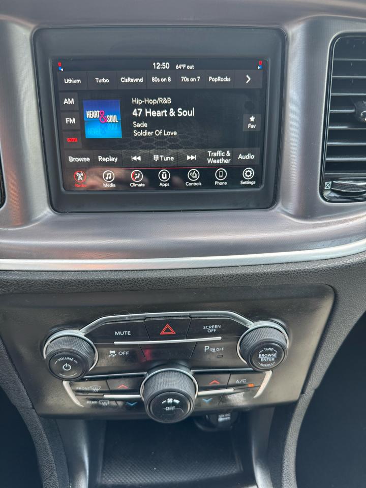 Dodge Charger SXT 2021