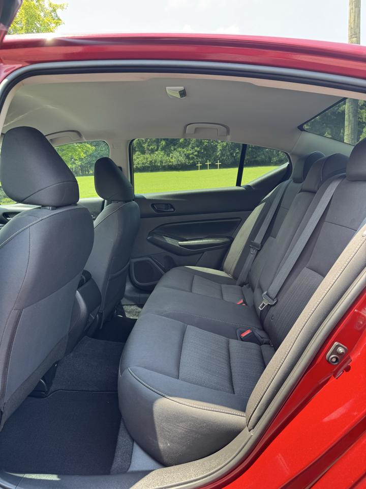 Nissan Altima 2.5 SV 2024