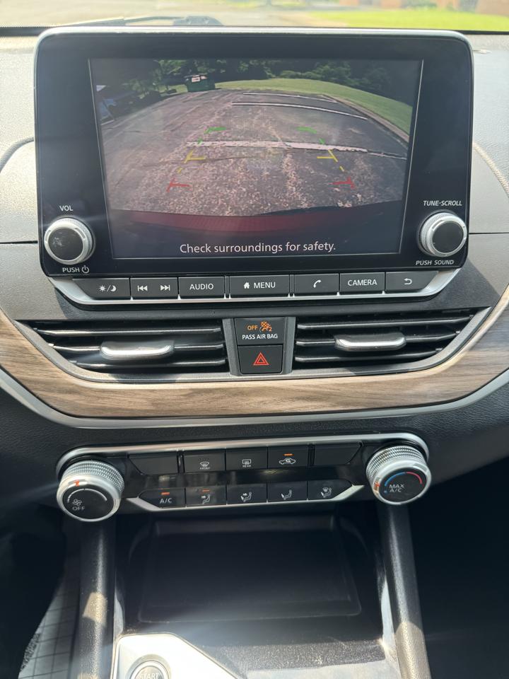 Nissan Altima 2.5 SV 2024