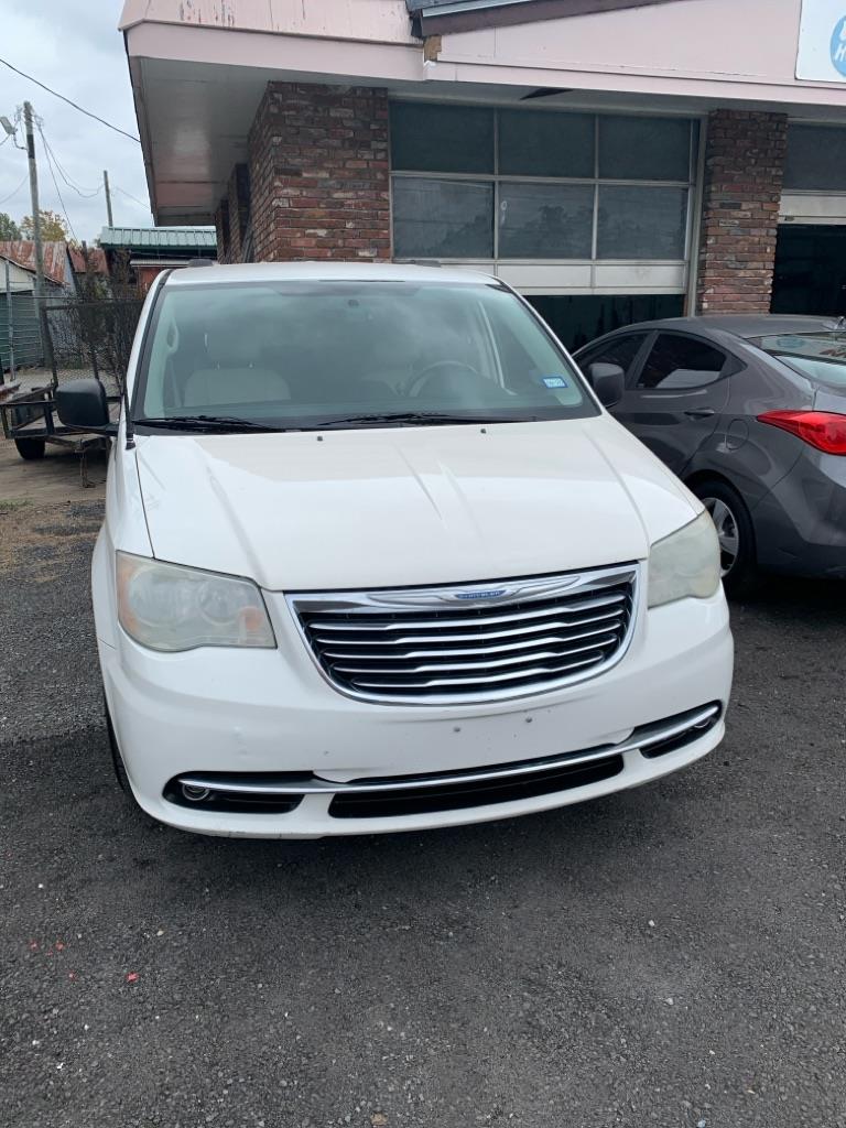 Chrysler Town & Country  2011