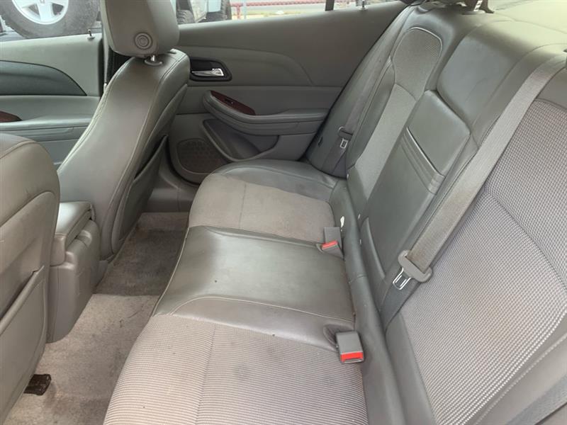 Chevrolet Malibu  2013