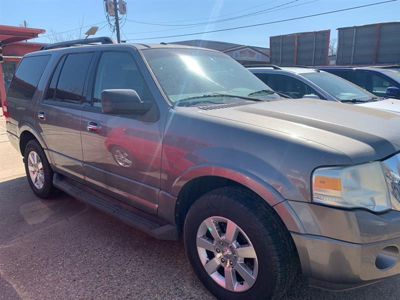 Ford Expedition  2010