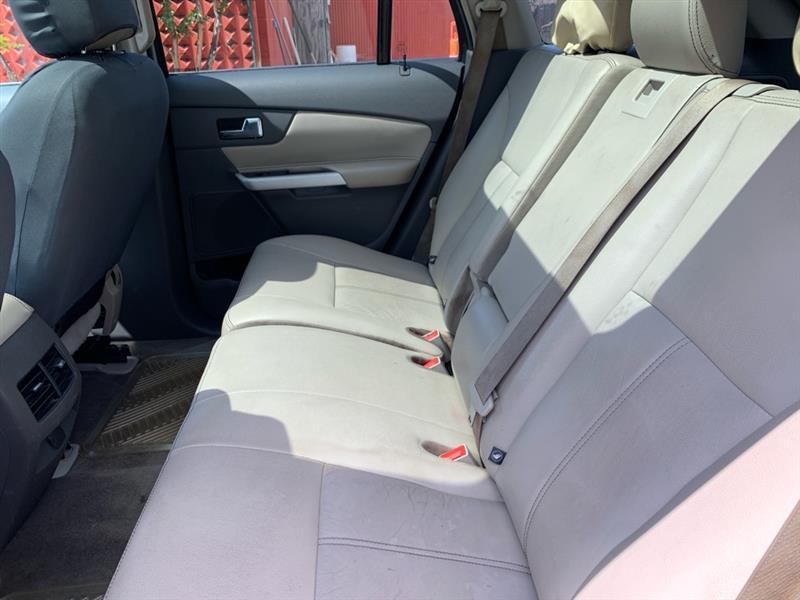 Ford Edge  2012