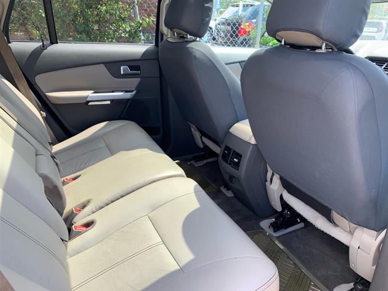 Ford Edge  2012