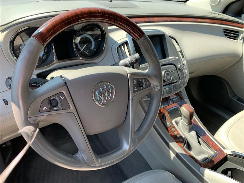 Buick LaCrosse  2013